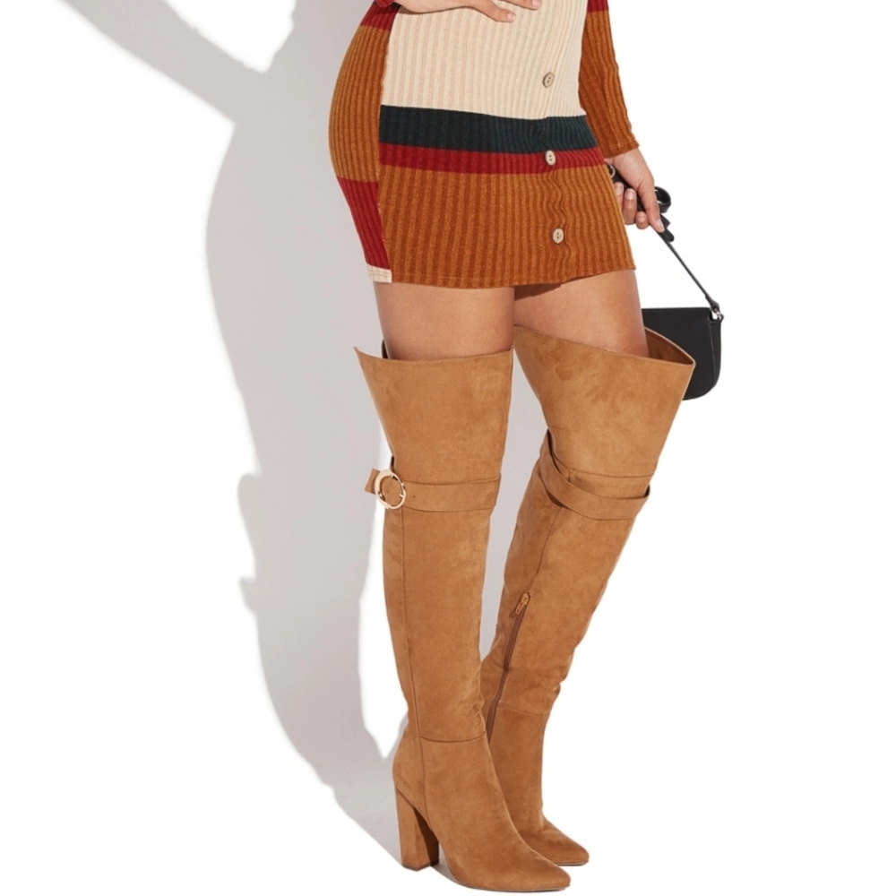 Heeled boots